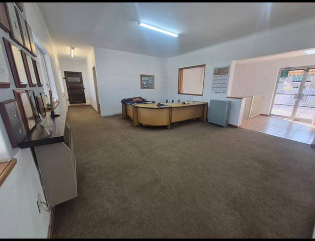 INDUSTRIAL PROPERTY TO RENT IN WILLOWTON